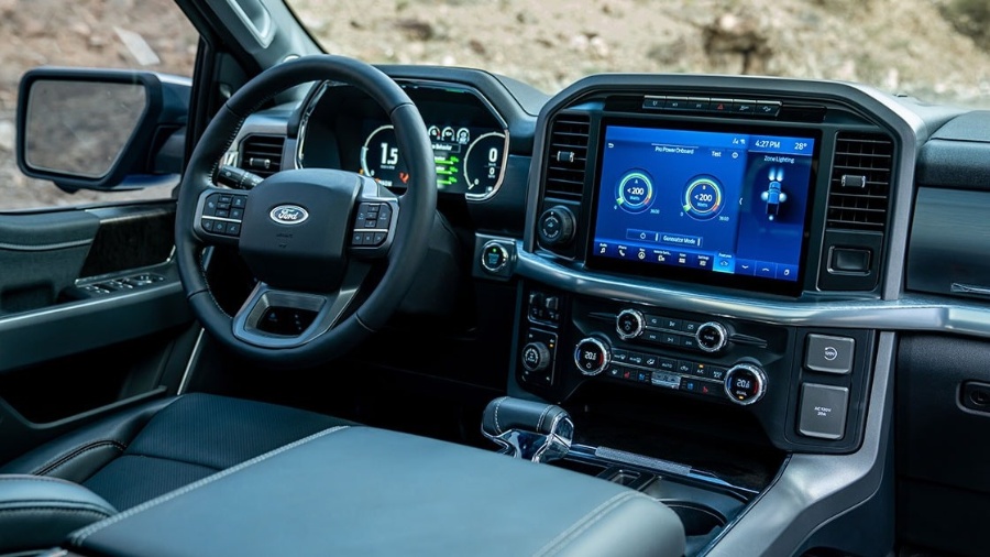 اكتشف أفضل سيارات فورد 2025 في السعودية 