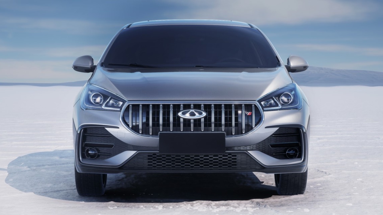 اكتشف أفضل 5 سيارات شيري 2025 في السعودية 3 شيري اريزو 5 2025